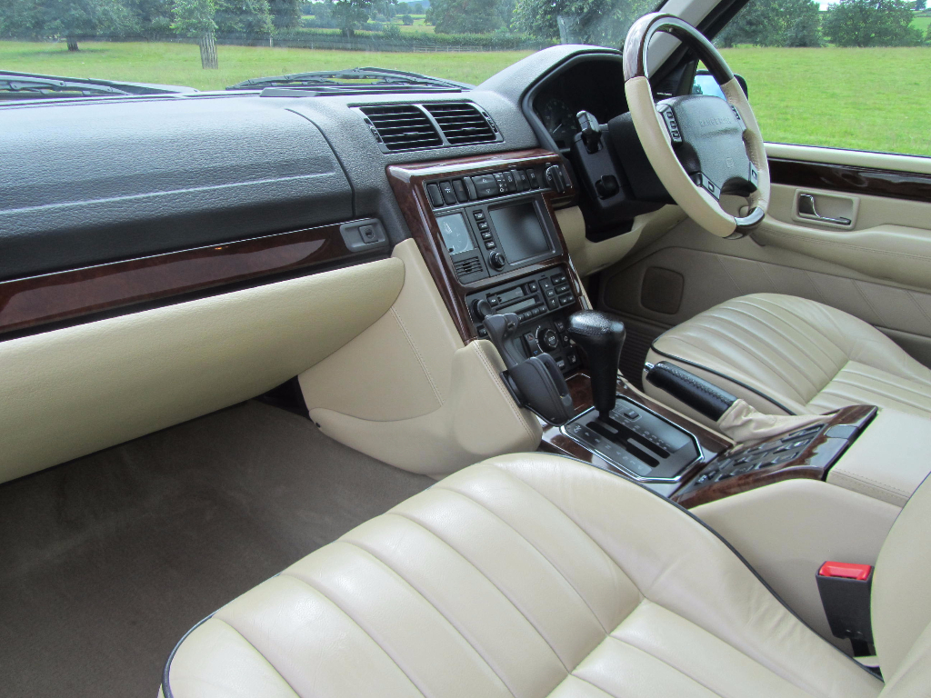 Range Rover Vogue 4.6l V8 (P38) RS Motor Trading Company